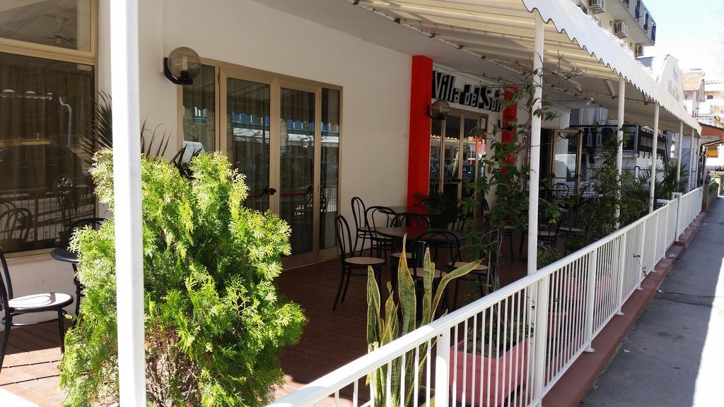 Hotel Villa Del Sole Rimini Eksteriør billede