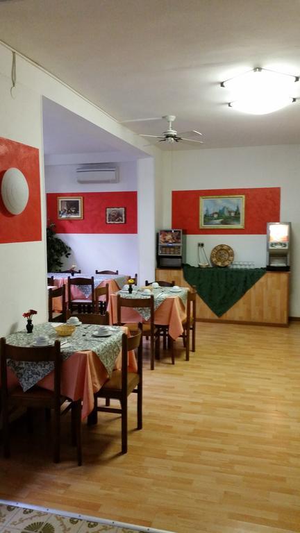 Hotel Villa Del Sole Rimini Eksteriør billede