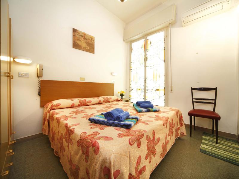 Hotel Villa Del Sole Rimini Værelse billede